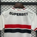 Conjunto Infantil São Paulo 25/26 Home Torcedor New Balance - Branco e vermelho